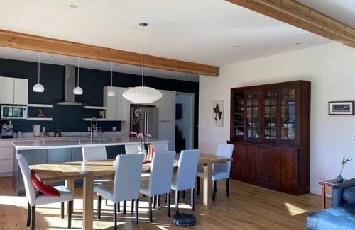 Riebli-Wallace Neighborhood Group House | Sonoma Wine Country Retreat: Scenic, tranquil, bucolic, Hot Tub