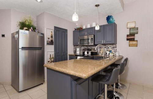 Puerto Penasco Apartment | Sonoran Sea 310-W - Modern 1 bedroom