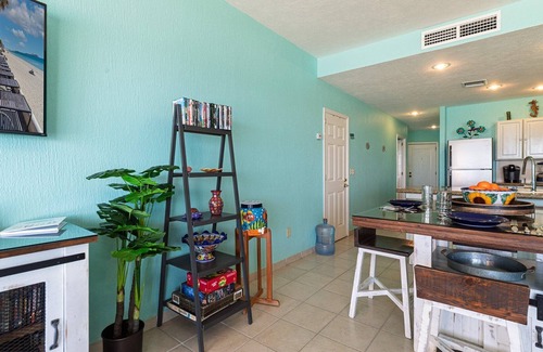 Sandy Beach Condo | Sonoran Sea W602 Nicely Decorated Oceanfront