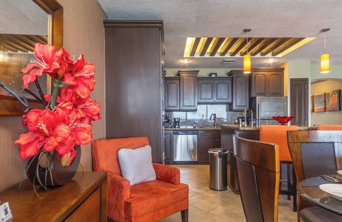 Bella Vista Condo | Sonoran Sky 1402 Living The Good Life Modern Oceanfront Condo
