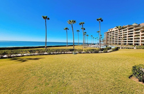 Puerto Penasco Condo | Sonoran Spa E103 - 2 BR Next to the Pool, High Speed Wi-Fi - Beachfront Ground Floor Luxury Condo