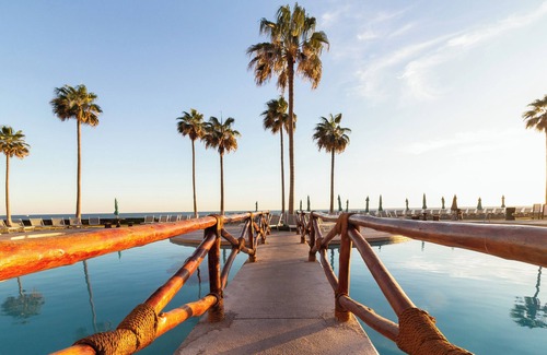 Puerto Penasco Condo | Sonoran Spa W409 - 2 BR Next to the Pool, High Speed Wi-Fi - Beachfront Upper Floor Luxury Condo