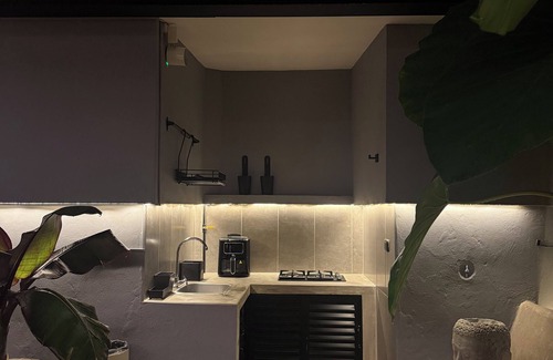 El Castillo House | Soothing 4-bedroom house with WiFi in Medellín