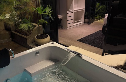 El Castillo House | Soothing 4-bedroom house with WiFi in Medellín