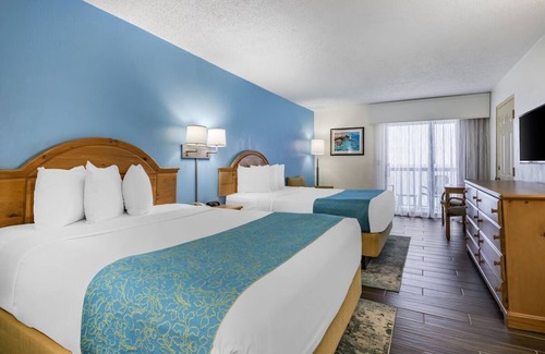 Seabreeze Park Hotel | Soothing Ocean View Stay | Central Location Near Daytona's Top Attractions