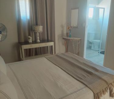 Strand Apartment | Sophia’s Cottage