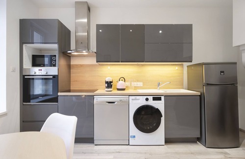 Vittel Apartment | Sophie M: Elegant apartment on the ground floor
