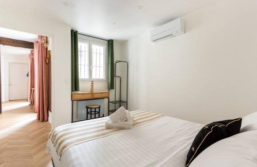 Strasbourg -Saint-Denis Apartment | SophieStay - Contemporary Apt- King Size Bed
