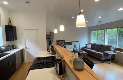 Alta Mesa Condo | Sophisticated 2-bedroom condo in gorgeous Santa Barbara