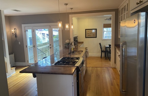 Historic District House | Sophisticated Charmer with Parking & Views of the USNA Chapel Dome