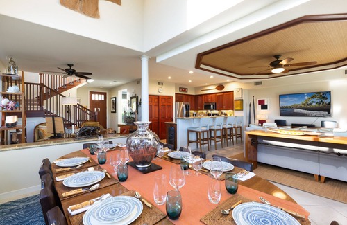 Kamuela Condo | Sophisticated freshly remodeled two story Golf Villa w/Private Beach Club