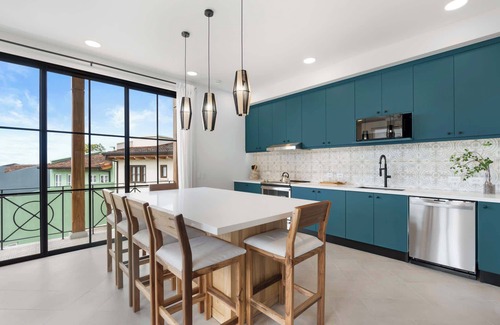 Las Catalinas House | Sophisticated Modern Home w/Ocean Views, Gorgeous Master Suites & Private Jacuz