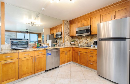 Napili Condo | Sophisticated Stay | Napili Shores Oceanfront Studio A106