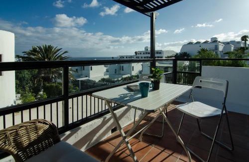 Puerto del Carmen Villa | Sorondongo Beach & Garden