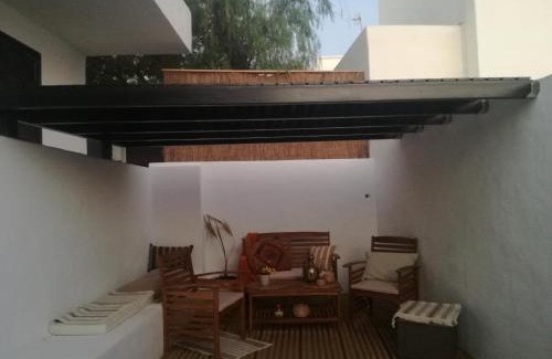 Puerto del Carmen Villa | Sorondongo Beach & Garden