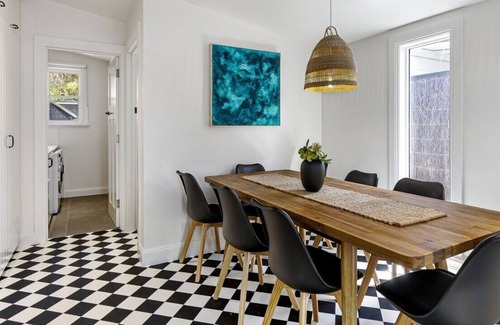 Sorrento House | Sorrento Beachside indulgence- 2 mins walk to beach and town