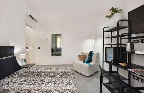 Sorrento Historic Centre House | Sorrento Flower Rooms