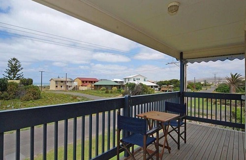 Middleton House | Sorrento Middleton - 190 Newell Ave - Pet Friendly