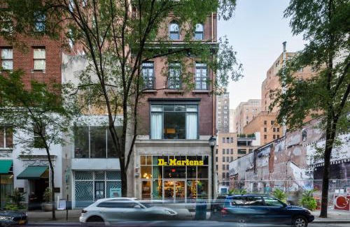 Rittenhouse Row Apartment | Sosuite at French Quarters - Rittenhouse Square