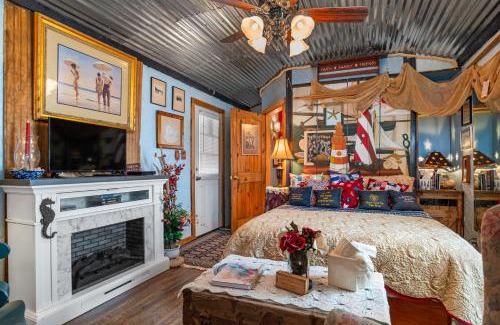 Kerrville House | Sotol Hill Lighthouse