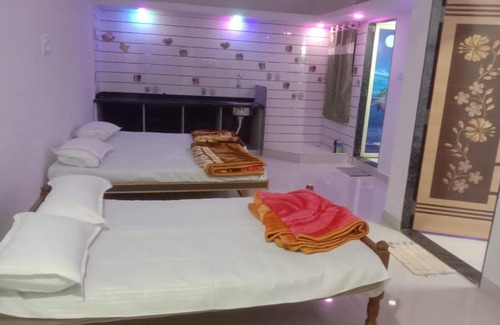 Rajpipla House | Sou ekta home stay