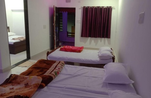 Rajpipla House | Sou ekta home stay
