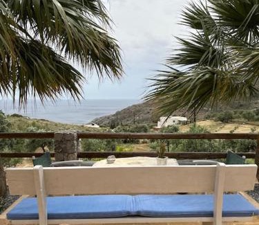 Agios Vasileios House | Souda’s nest