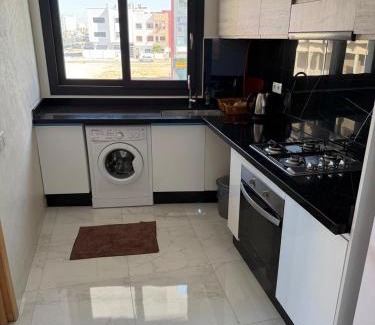 Haut Founty Apartment | Souk window