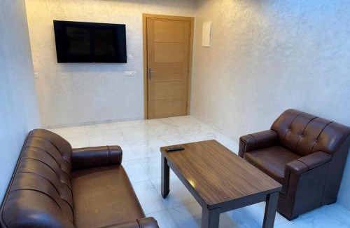 Haut Founty Apartment | Souk window