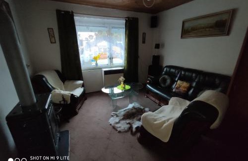 Bakov nad Jizerou House | Soukromý dům se zahradou u Paříků