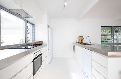 Alexandra Headland House | Soul Beach House - Lux Beach + Pool Getaway