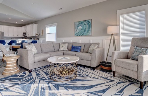 Surf City House | Sound & Ocean views. Beach access 5 min walk. New townhome in Surf City 5 star!