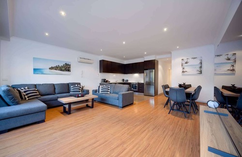 Capel Sound Apartment | Sound Waves Summary: