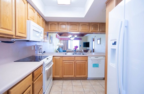 Pensacola Beach Condo | Soundside Holiday Beach Resort