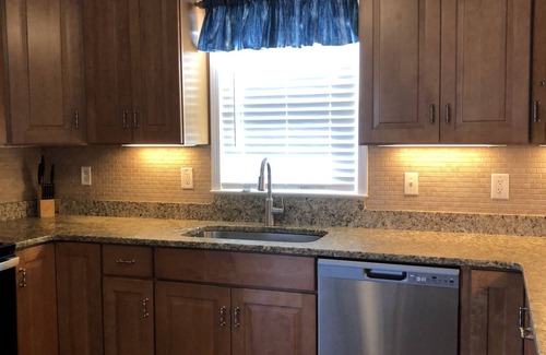 Avon House | Soundside Waterfront w/Kinnakeet Pool, Pickleball & Tennis- Kayaks Included