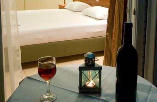 Rovies Hotel | Souris