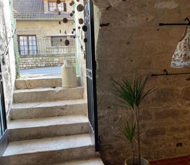 Giverny Bed & Breakfast | Sous la Glycine