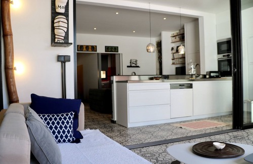 Case-Pilote House | SOUS LE SOLEY Downstairs luxury villa on the waterfront