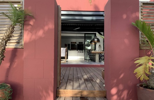 Case-Pilote House | SOUS LE SOLEY Downstairs luxury villa on the waterfront