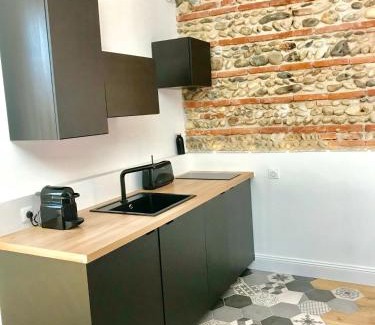 Toulouse East Apartment | ☆ SOUS LES ETOILES ☆