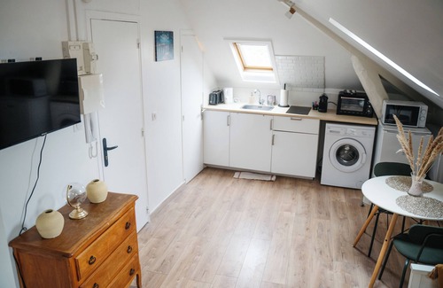 Le Parc Saint-Maur Apartment | Sous Les Etoiles - RER A Champigny - St-Maur - Paris center 20 min away