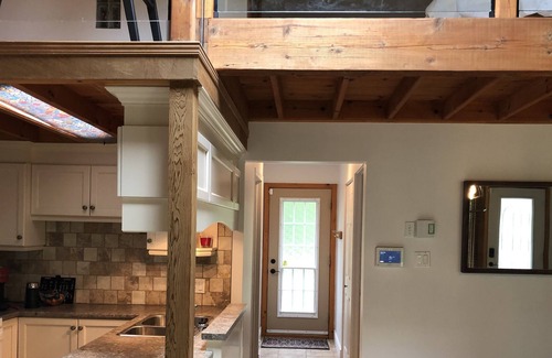Orford Ski Chalet | Sous les Thuyas Cottage, 5 minutes from the Mont-Orford ski center