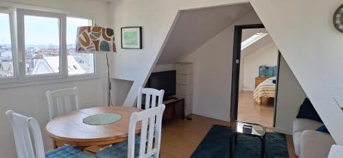Cote Ouest Ormeaux Apartment | Sous les toits du Havre