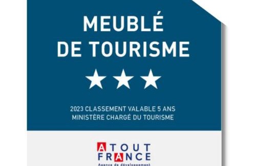 Faubourg-Raines Apartment | SOUS MON TOI Topdestination-Dijon - Sauna & jacuzzi - Classé 3 étoiles