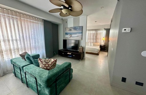 South of Fifth Apartment | South Beach Breeze Stays