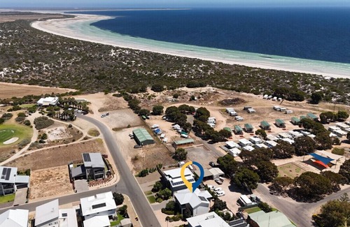 Port Hughes House | South Beach Escape - Port Hughes - Entire Home