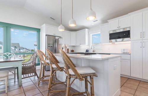 Bald Head Island House | South Beach on Bald Head Island With Stunning ocean views-The Lone Star