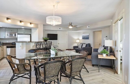 Tybee Island Condo | South Beach Penthouse for 12 with Ocean Views & steps to beach!