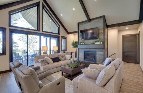 Spearfish House | South Dakota Retreat with Hot Tub, Fire Pit and Grill!