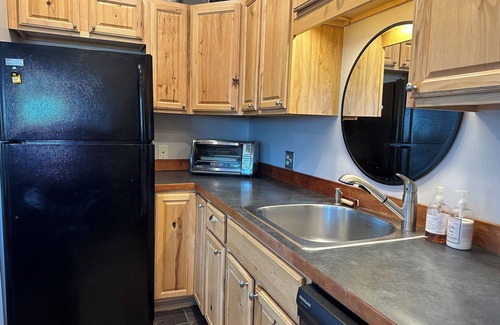Rockland Apartment | South End Sea Captains home in Rockland, ME